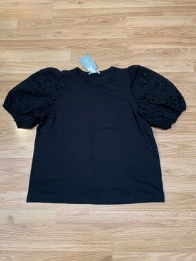 H&M Black Eyelet Puff Sleeve Tee